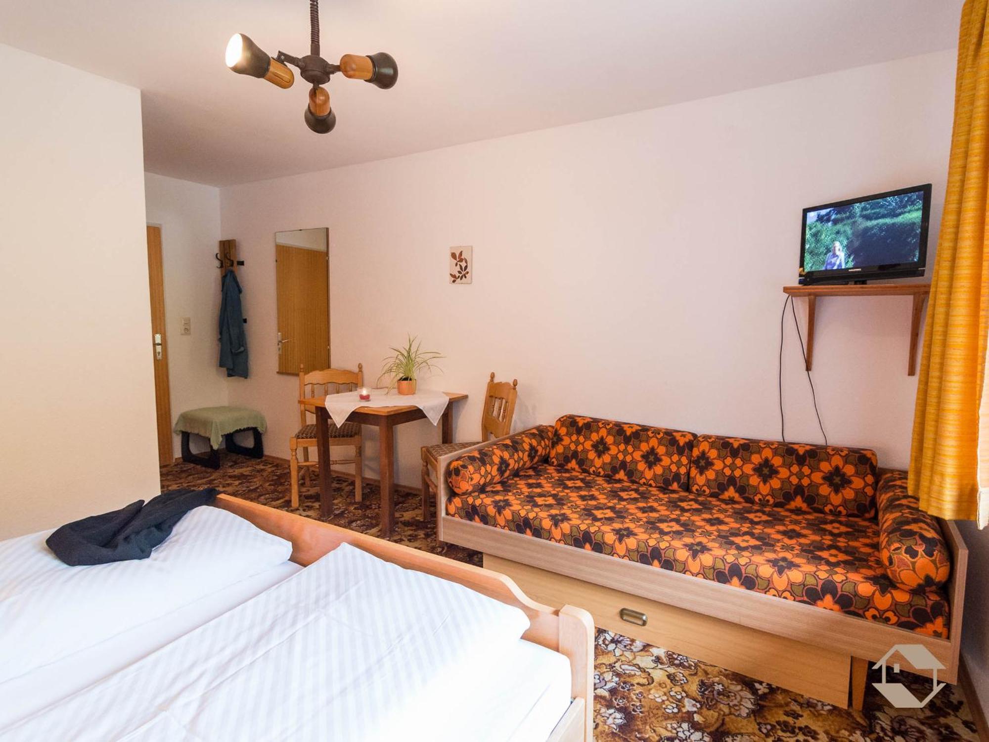 Enri Theater & Pension Bruderhaus Altensteig Habitación foto